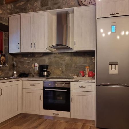 House With Big Garden And Barbeque In Nature Vourgareli المظهر الخارجي الصورة