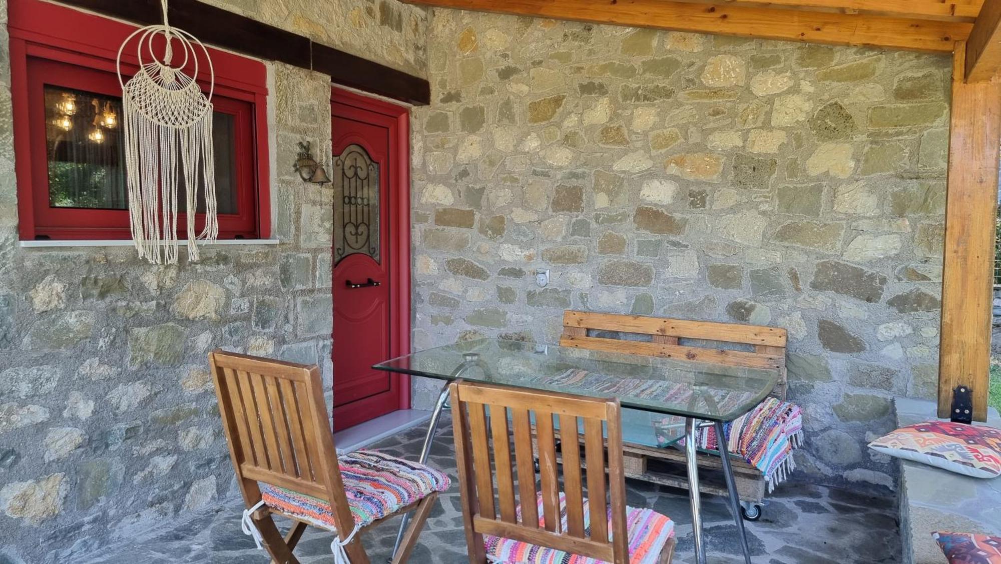 House With Big Garden And Barbeque In Nature Vourgareli المظهر الخارجي الصورة