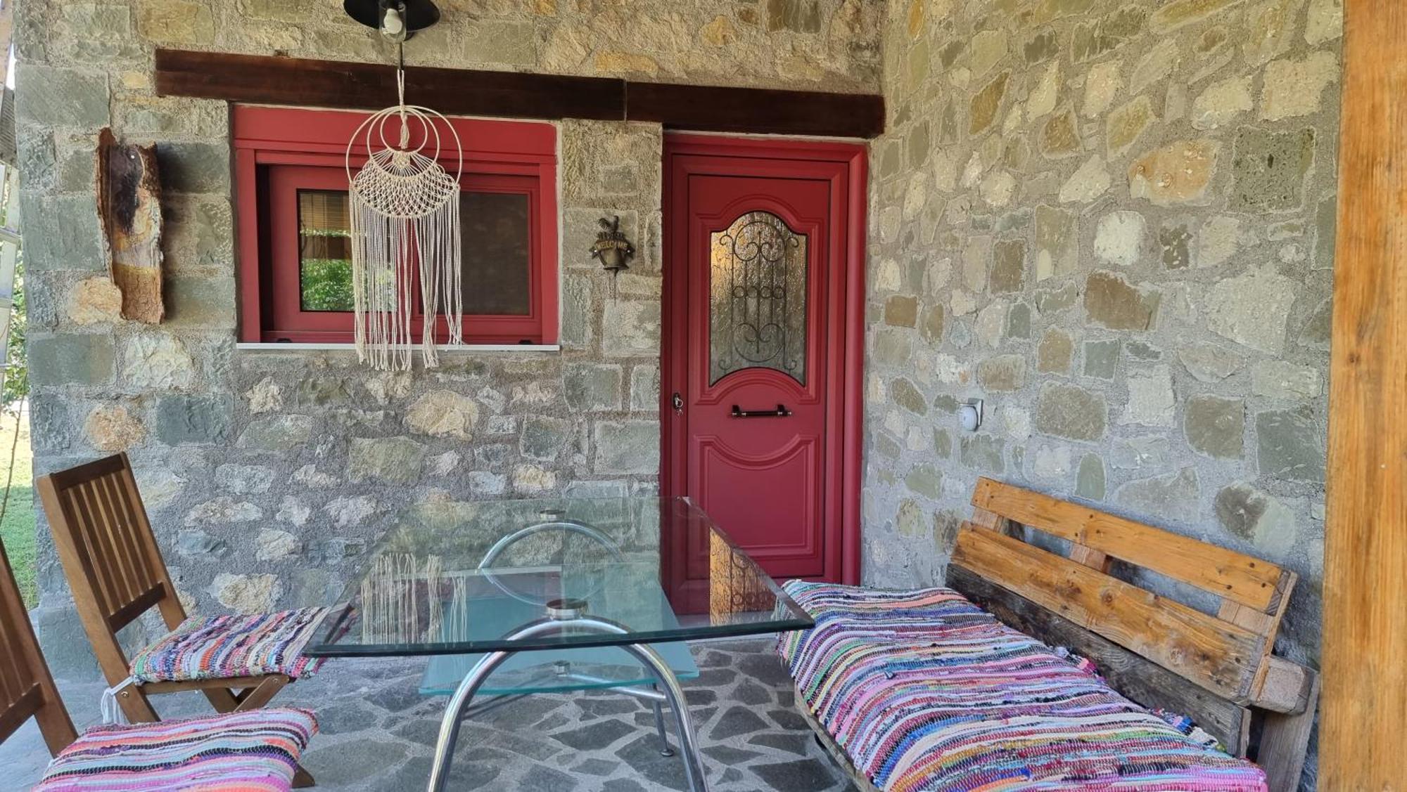 House With Big Garden And Barbeque In Nature Vourgareli المظهر الخارجي الصورة