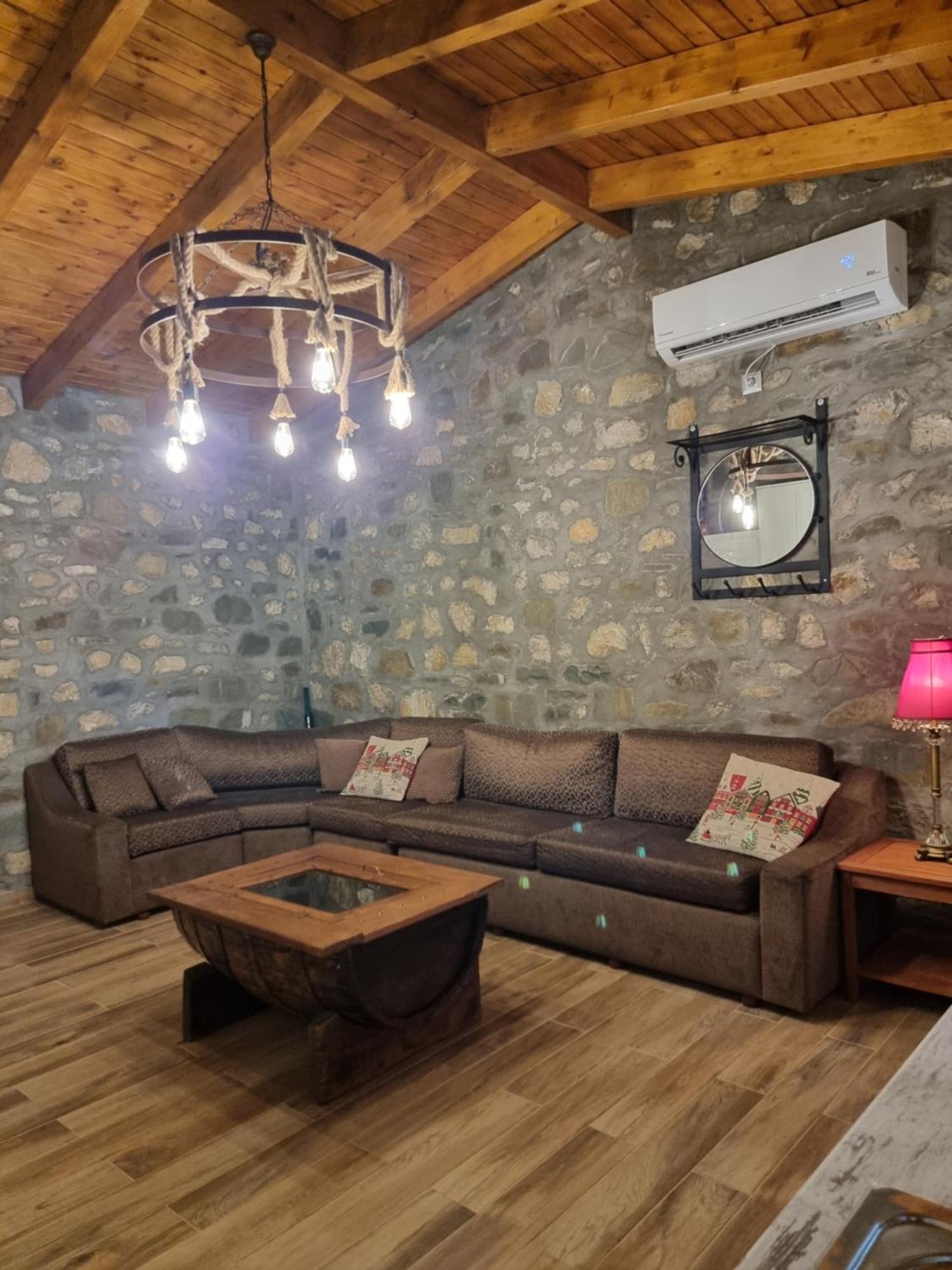 House With Big Garden And Barbeque In Nature Vourgareli المظهر الخارجي الصورة